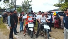 Satreskrim Polres Bireuen melakukan rekonstruksi kasus pembunuhan di Kecamatan Peudada. Foto/ist