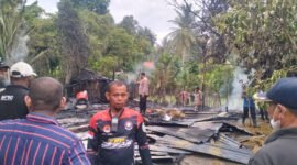 Kondis rumah milik Sulaiman Usman (56), yang hangus terbakar, Sabtu, 16 Mei 2026. Foto : Ist