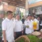 Bupati Pidie Jaya, Sibral Malasyi, saat melakukan sidak pasar Ule Glee, Pidie Jaya, Rabu, 20 Mei 2026. Foto : Ist 