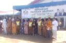 Bupati Pidie Jaya, Tgk. H. Sibral Malasyi saat mengunjungi gerakan pangan murah di halaman Kantor Camat Meureudu, Senin, 25 Mei 2026. Foto : Ist