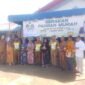 Bupati Pidie Jaya, Tgk. H. Sibral Malasyi saat mengunjungi gerakan pangan murah di halaman Kantor Camat Meureudu, Senin, 25 Mei 2026. Foto : Ist